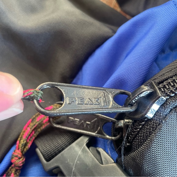 Coleman Peak 1 External Frame hip belt Backpack Blue Zip Pockets Nylon-USA Made - Picture 5 of 11